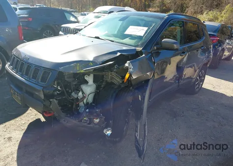 2020 Jeep Compass Trailhawk 4X4 из США, поврежденный, VIN 3C4NJDDB1LT248688